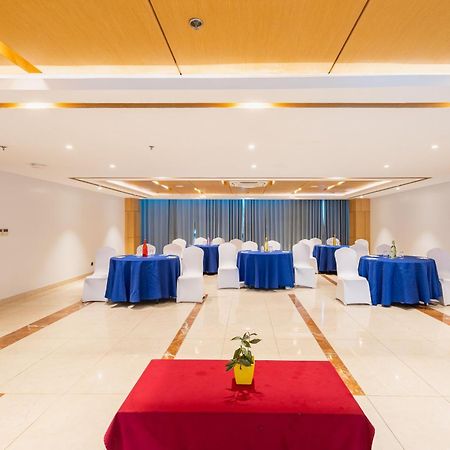 Hotel Siraichuli Chitwan Zewnętrze zdjęcie