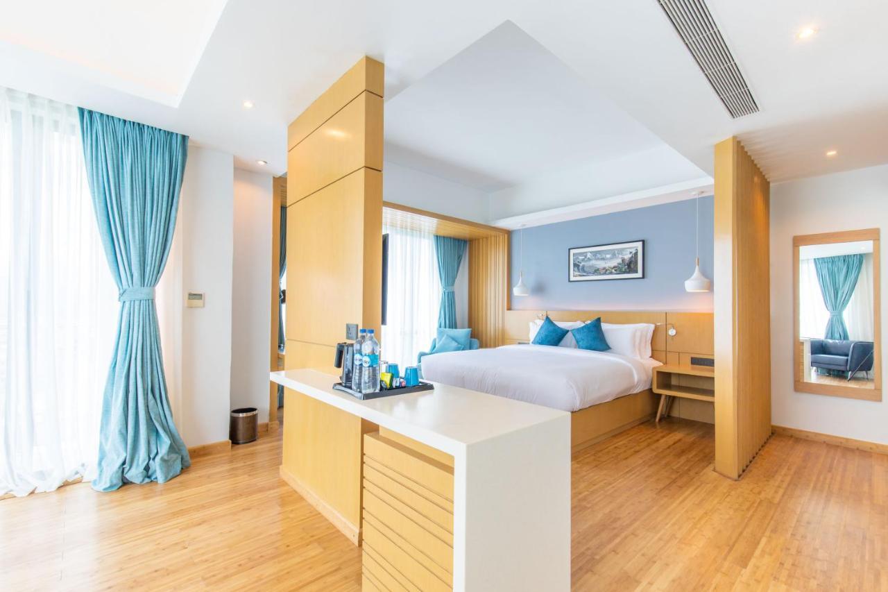 Hotel Siraichuli Chitwan Zewnętrze zdjęcie