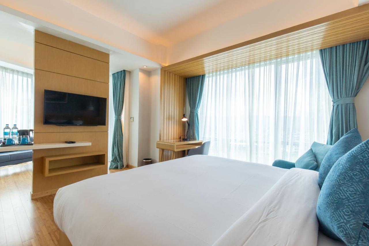 Hotel Siraichuli Chitwan Zewnętrze zdjęcie