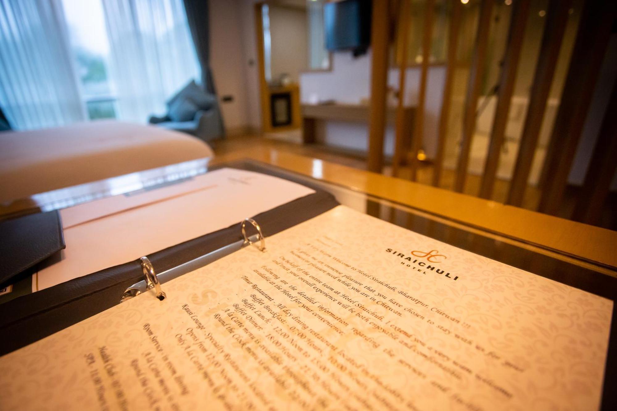 Hotel Siraichuli Chitwan Zewnętrze zdjęcie