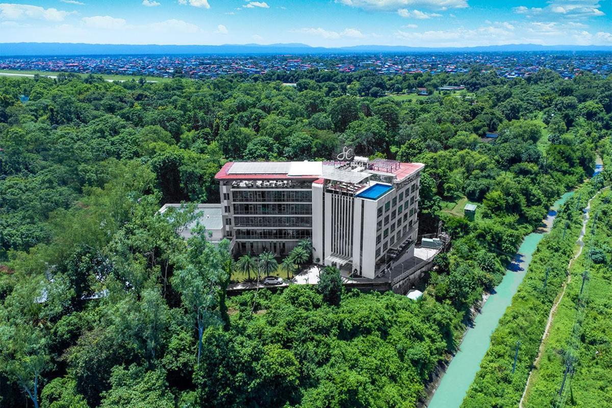 Hotel Siraichuli Chitwan Zewnętrze zdjęcie